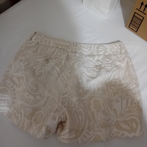 Banana Republic Martin Fit Size 4 Shorts - Picture 6 of 6